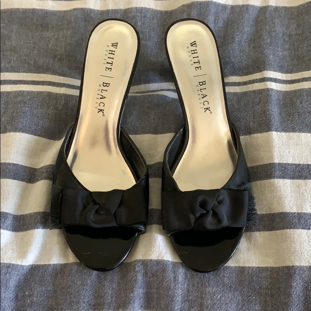 • Heels •